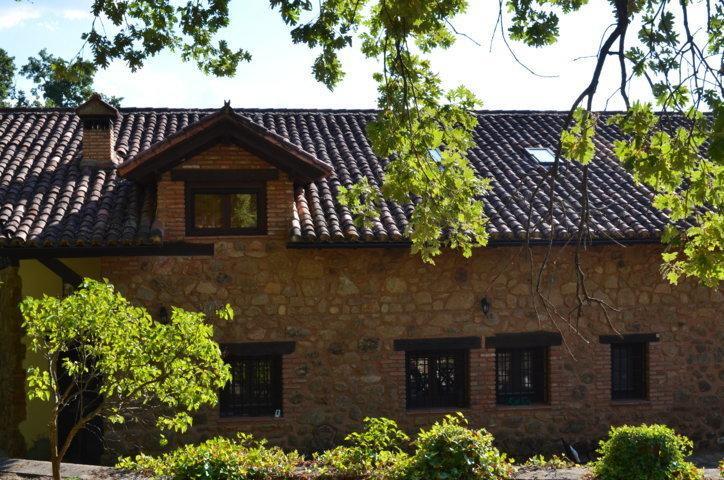 Pensjonat La Casona De Valfrio- Adults Only Collado  Zewnętrze zdjęcie