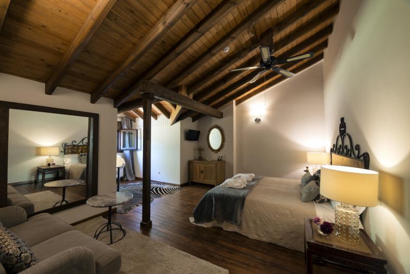 Pensjonat La Casona De Valfrio- Adults Only Collado  Zewnętrze zdjęcie